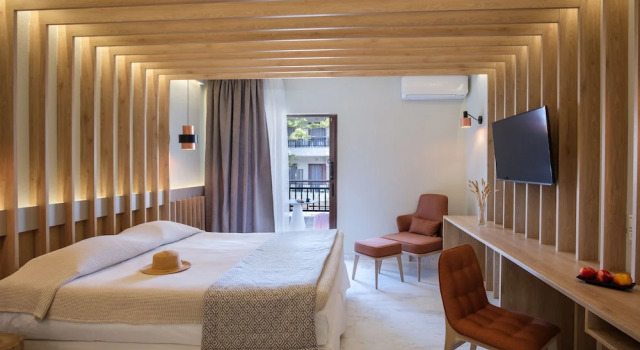 Номер Superior с балконом Bourtzi Hotel