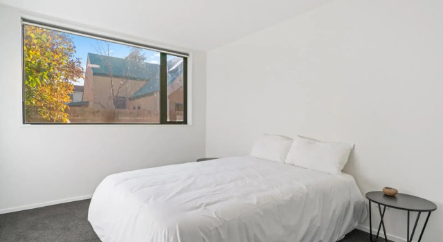 Mountain Escape - Cromwell Downstairs Holiday Apartment