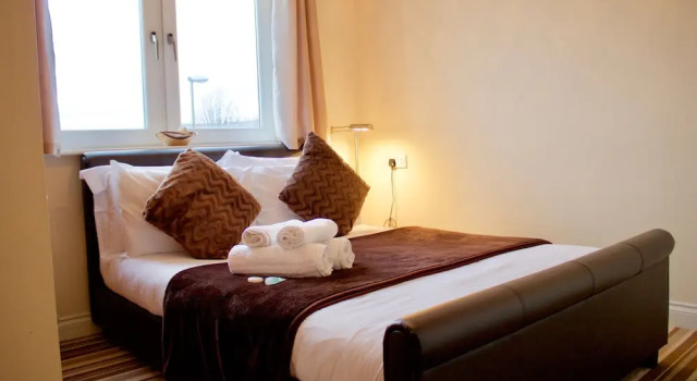 2 Bedroom Leith Apartment, Prenota Appartamento Hotel a Midlothian con parcheggio, Parcheggio