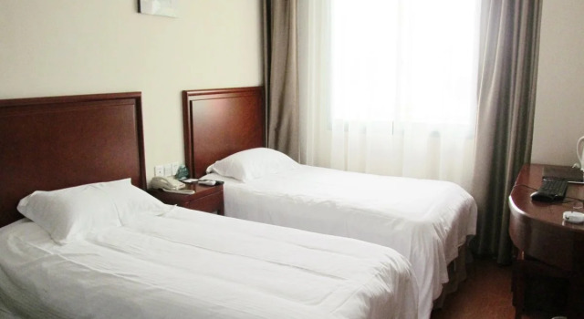 GreenTree Inn Hefei Railway Station Shell Hotel