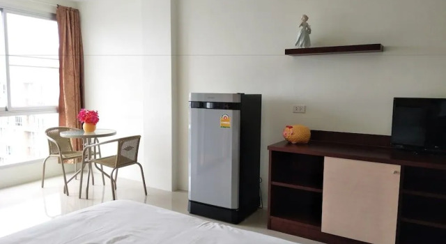 Siri Service Apartment