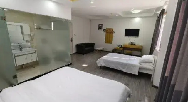 Люкс New Seven Days Hotel (Jiaxing Yuehe Historical Street Branch)