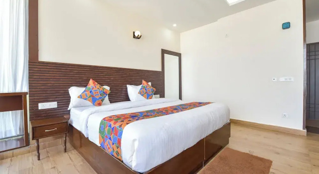 Номер Standard Fabhotel Burans Residency