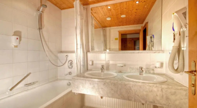 Семейный номер Standard с панорамным видом Hotel Goldried