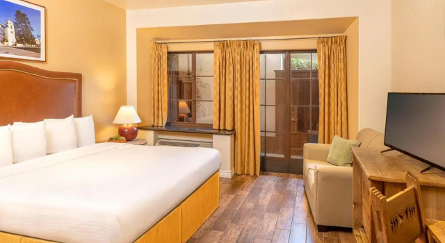 Двухместный номер Superior Clocktower Inn Ventura