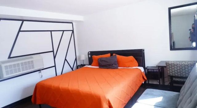 Люкс Economy Crestwood Motel