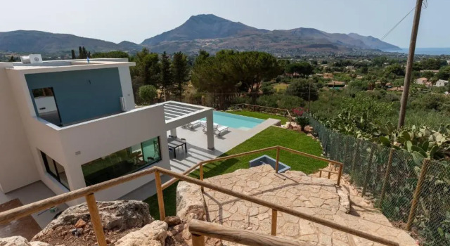 Вилла Villa vista mare con piscina a sfioro a Scopello