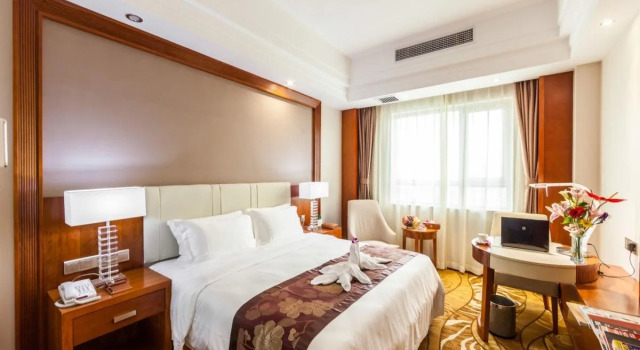 Hongkong International Hot Spring Hotel, Book Hotel Haikou Hainan