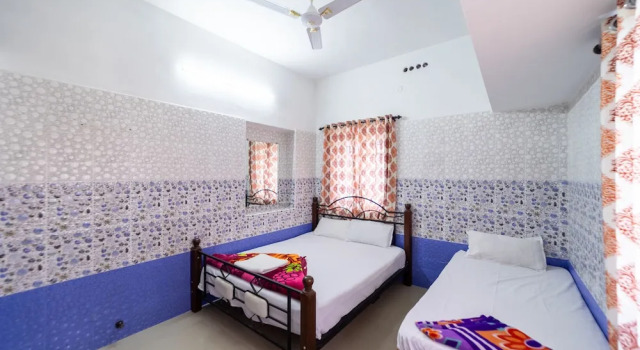 Номер Deluxe Sri Nandha Luxury Comforts