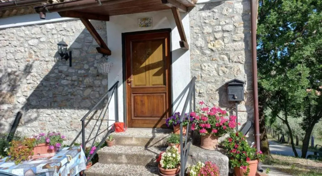 Коттедж The Little House of Vacone Italy