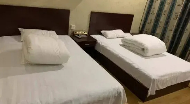Cixi zhuanghuang Inn, Buchen Sie Hotel Hotels in Ningbo mit Parkplatz, Parkplätze