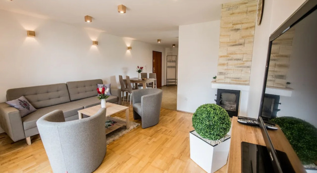RentPlanet - Apartament Boruty, Book Apartment Hotels in Tatras with Parking, Parking