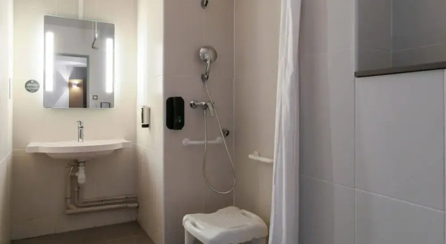 Двухместный номер Accessible B&B HOTEL Marseille Euromed