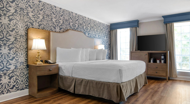 Best Western Plus French Quarter Courtyard Hotel