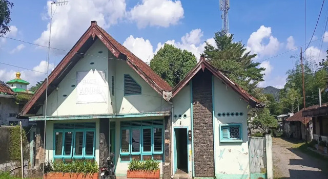 SPOT ON 94129 Hotel Agung Banjarnegara, Prenota Hotel Hotel a Banjarnegara con parcheggio, Parcheggio