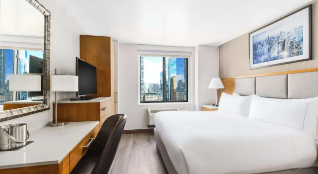 Номер High Floor с видом на Эмпайр Стейт Билдинг DoubleTree by Hilton Hotel New York City - Chelsea