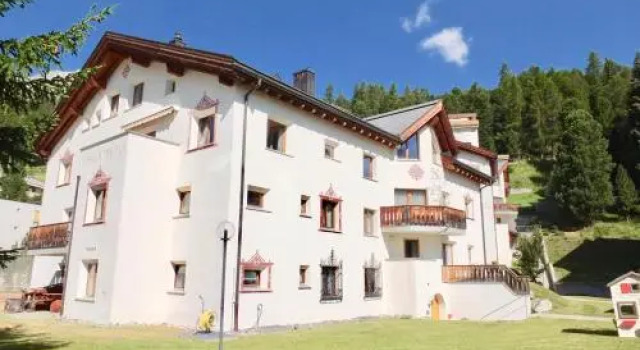 Prüma A4, Book Hotel St. Moritz Engadin