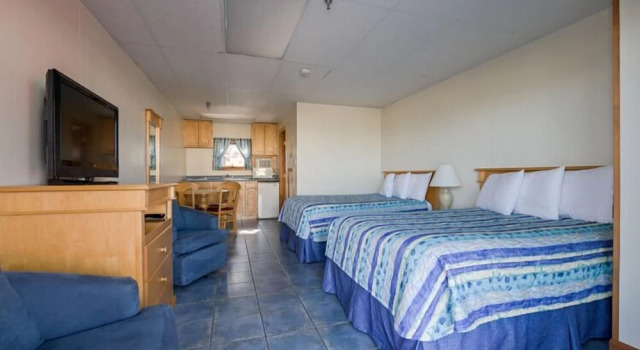 Четырёхместная студия oceanfront Kebek 3 Oceanside Motel