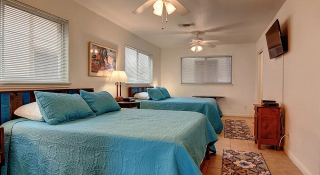 Gracelanda Ww C302 1 Bedroom Condo by RedAwning