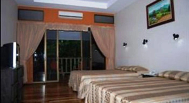 Hotel El Bambu, Varaa Hotelli Sarapiqui Heredia