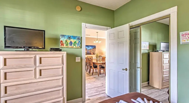 2 Mi to Beach: Myrtlewood Condo w/ Resort Perks!, Забронировать Курортный отель Миртл-Бич Гранд-Странд, рядом с PineHills Palmetto at Myrtlewood Golf Club