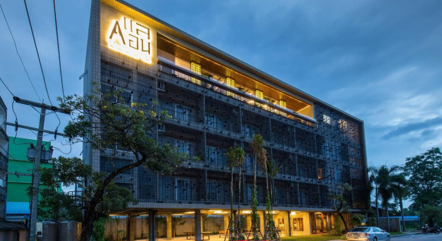 Laekhon Nonbai Hotel