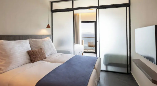 Двухместный семейный номер Standard с балконом и с видом на море Valmar Corfu by Louis Hotels