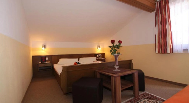 Ausfernerhof, Забронировать Отель Бизнес-отели Тироля, 4* 5*