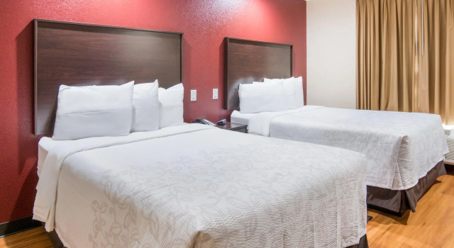 Четырёхместный номер Superior Red Roof Inn PLUS+ Fort Worth - Burleson