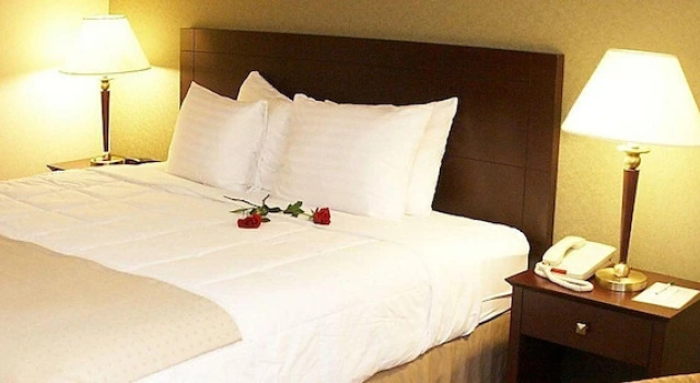 Студия Armoni Inn & Suites