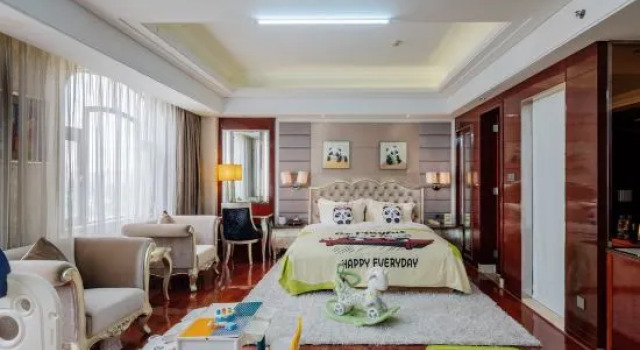 Семейный люкс Ballad Jin Ling Hotel