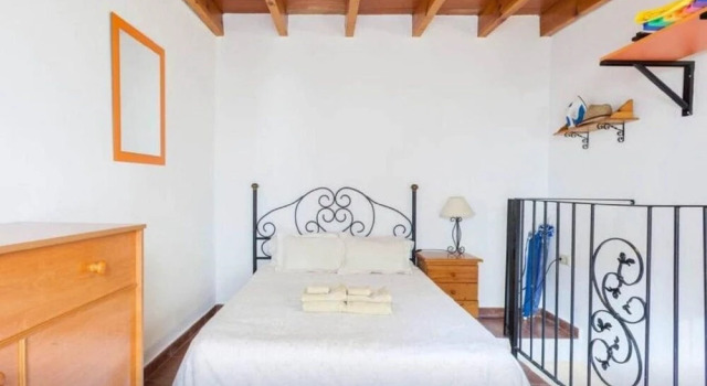 La Casita, Забронировать Отель Отели Аликанте 3 звезды, рядом с Археологический музей Аликанте, 3*