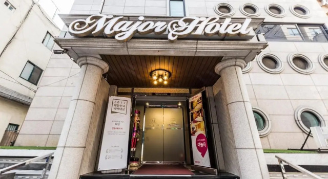 Major Hotel