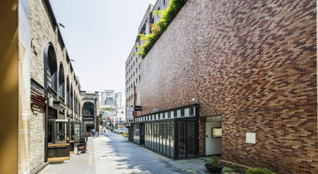 Hamilton Hotel