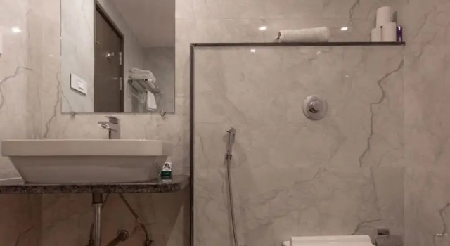 Трёхместный семейный номер Standard c 1 комнатой Hotel Hari Vilaas