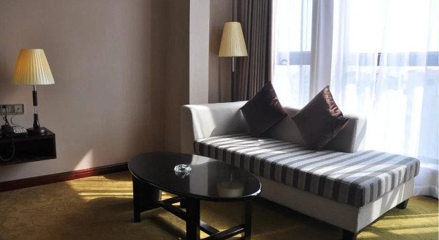 Foshan Tianhui Hotel, Boek Hotel Hotels in Guangdong met parkeren, Parkeren