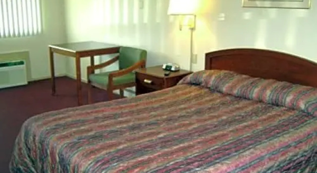 Номер Standard Tiffin Motel