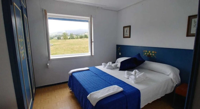 Hostal & Restaurante Miralpas, Varaa Hotelli San Vicente de Toranzo 