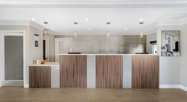 Best Western Plus Ontario Airport & Convention Center