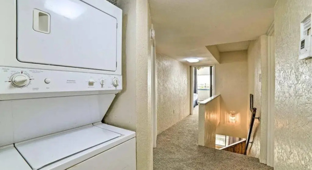 Апартаменты Sunny Padre Island Condo, Only 2 Mi to Beaches!