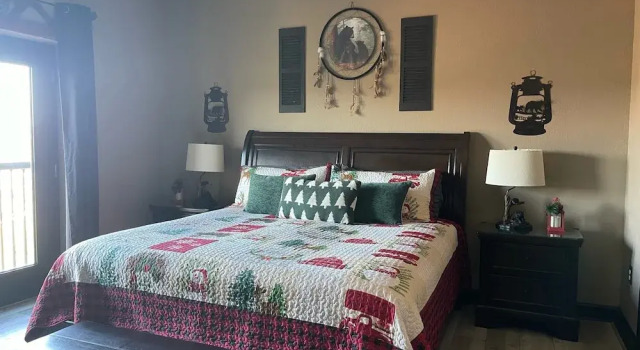 Номер Standard c 1 комнатой A Bear's Hibernation 1 Bedroom Condo by RedAwning