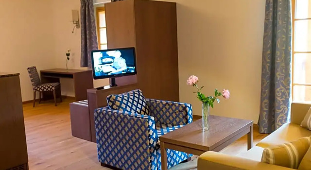 Stiftsschmiede Ossiach, Buchen Sie Hotel Ossiach Ossiacher See