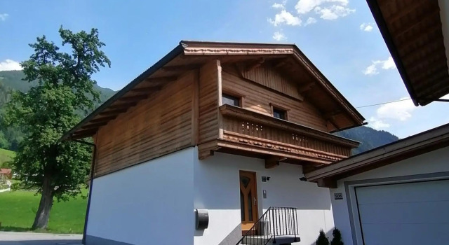 Ferienhaus ANDREA, Prenota Hotel Hotel a Tirolo con parcheggio, Parcheggio