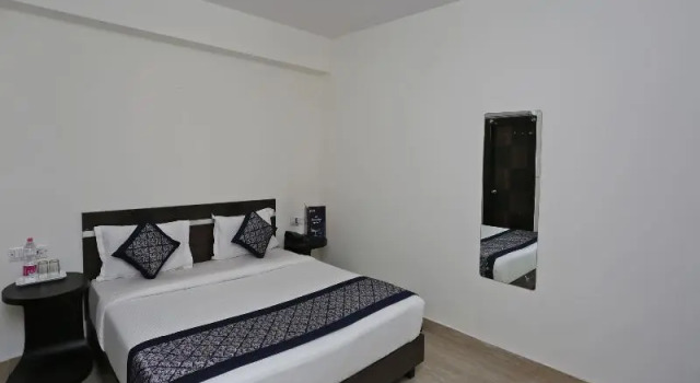 Номер Standard OYO 12171 Hotel Sky View
