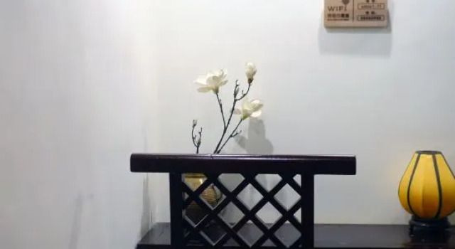 Ximen Chuixue Inn, Rezerwuj Hotel Hotele w Qiandongnan z parkingiem, Parking