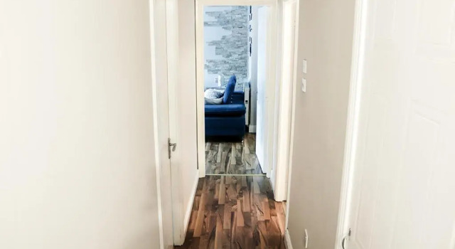 Апартаменты Harbour Square House