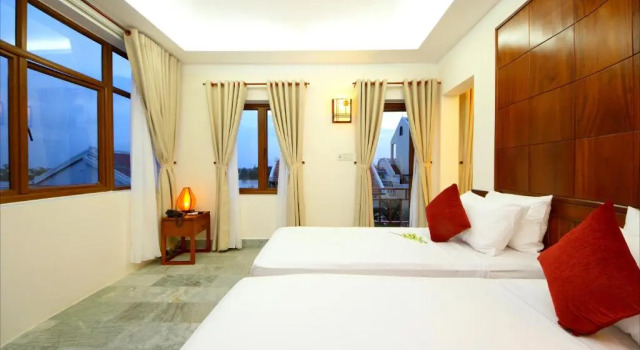 Люкс с видом на бассейн Villa Orchid Garden Riverside Hoi An
