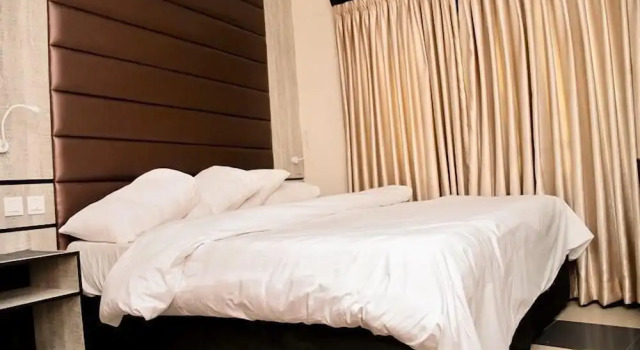 Номер Executive Kelin Court Hotel