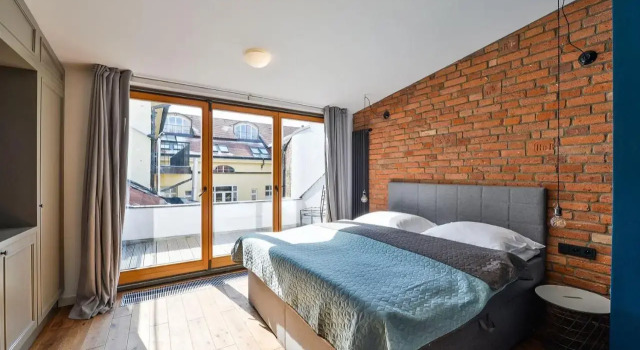 JustPrague Apartment - Charles Bridge, Забронировать Апартаменты/квартира Прага Чехия, рядом с Каролинум