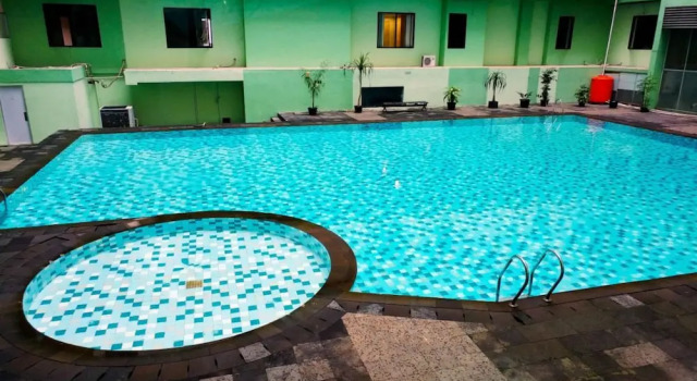 Homey And Modern 2Br At Menteng Square Apartment, Book Apartment Hotels in Jakarta with Parking, Parking